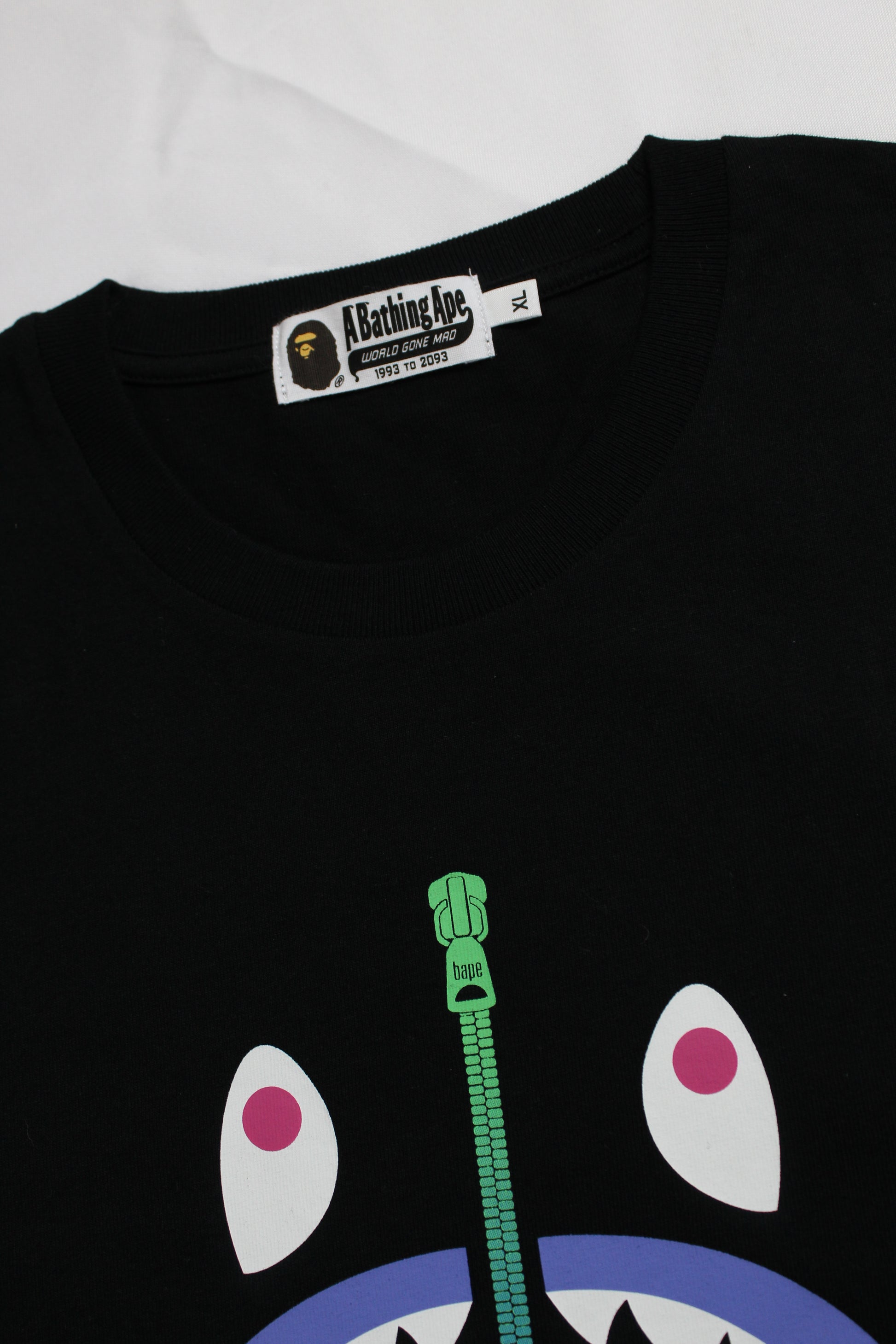 Camiseta Bape Colors Shark Tee Preta