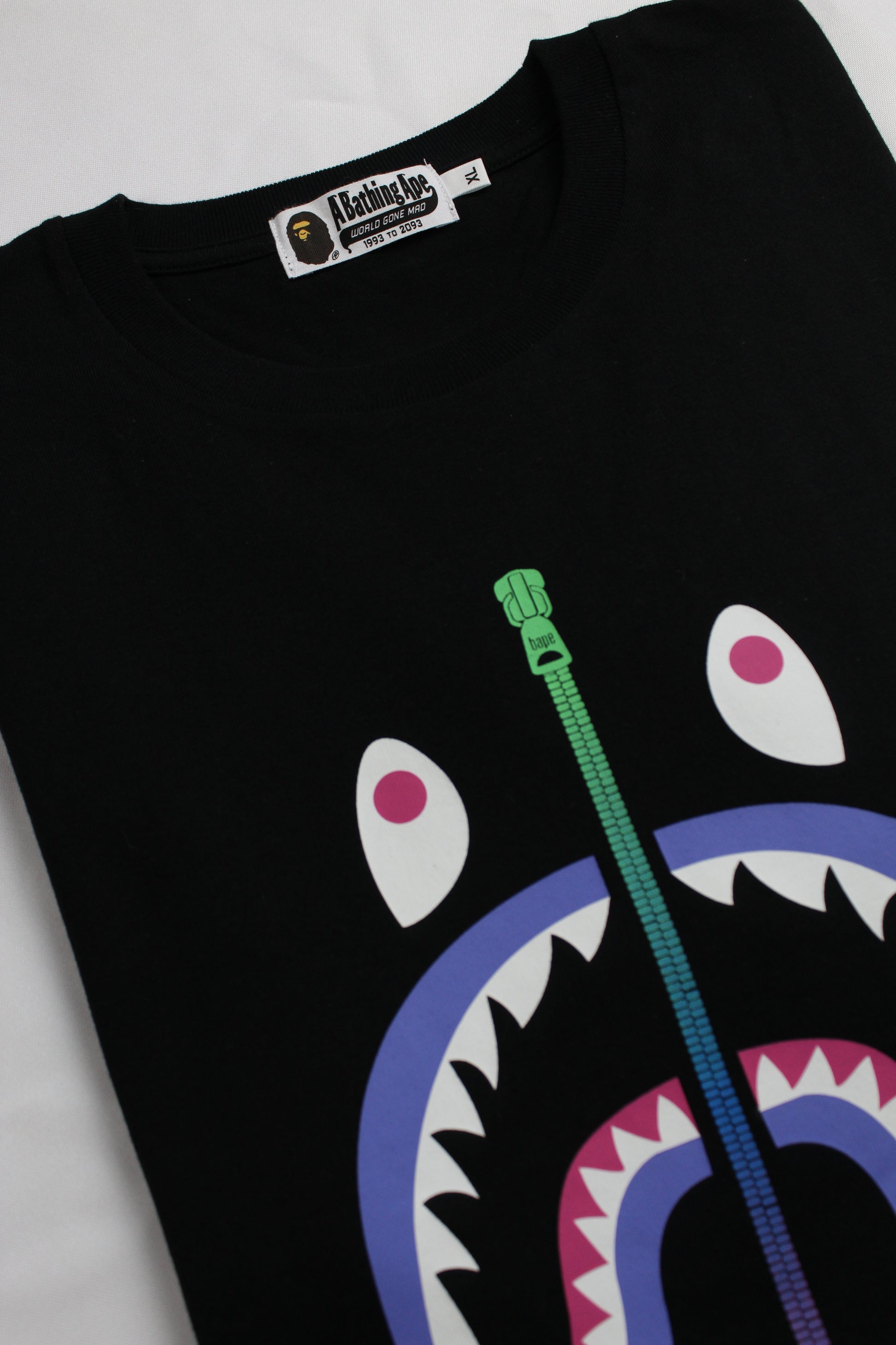 Camiseta Bape Colors Shark Tee Preta