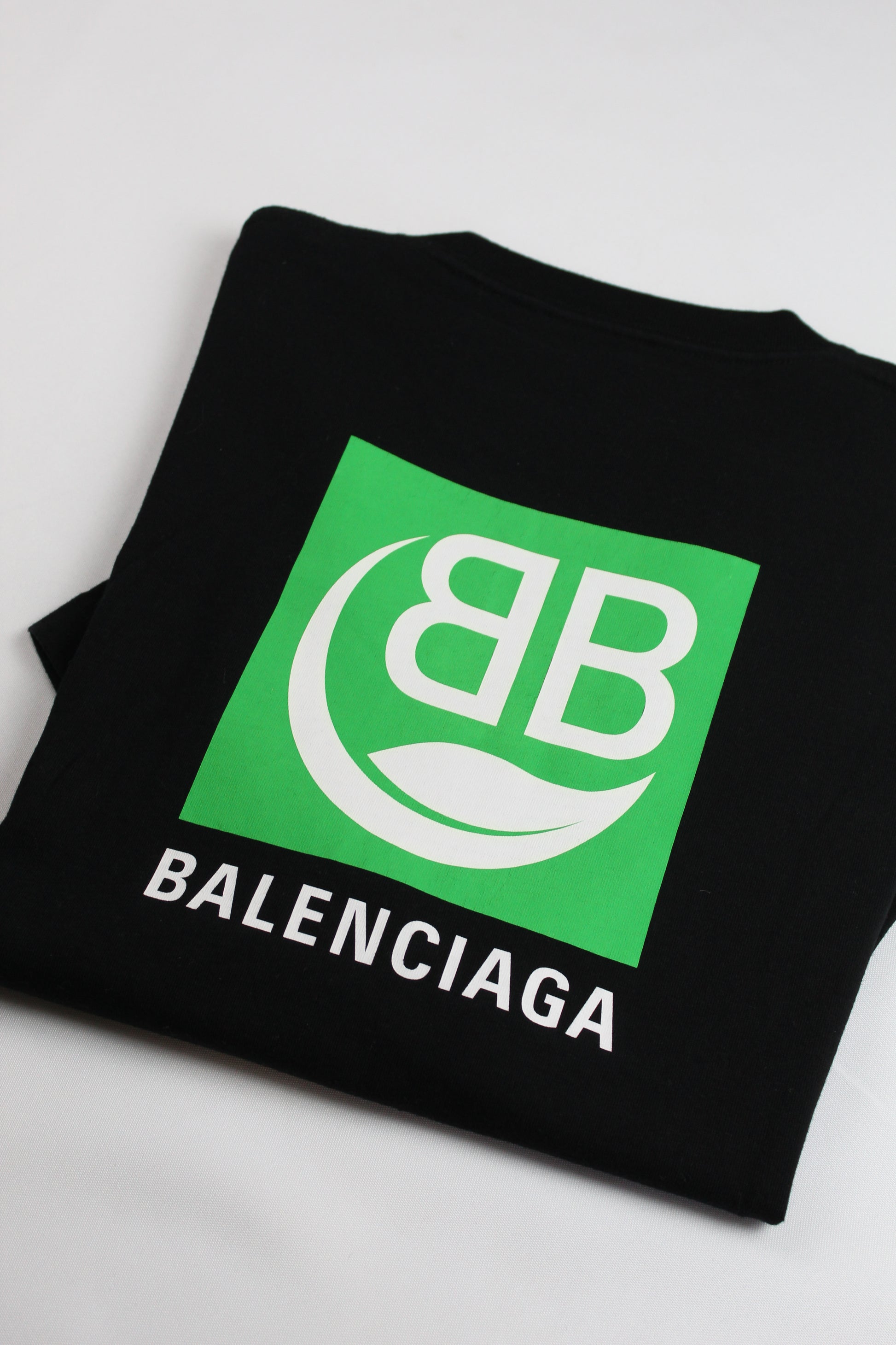 Camiseta Balenciaga B Enviromental Tee