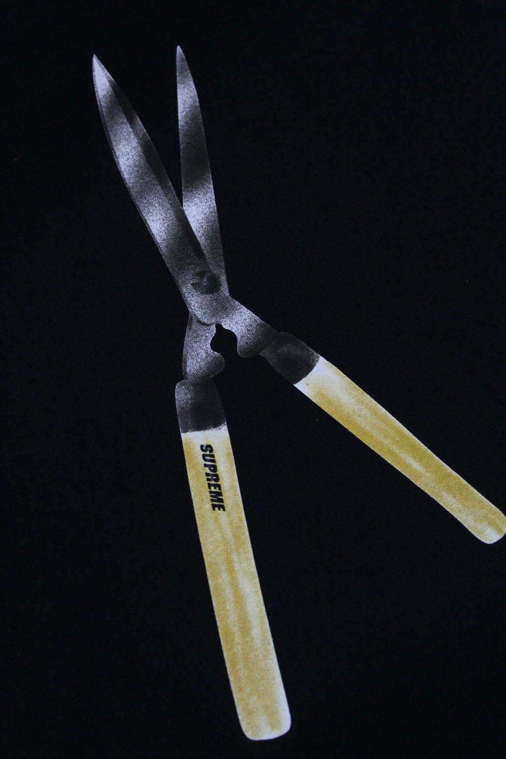 Camiseta Supreme “Hedge Clippers”