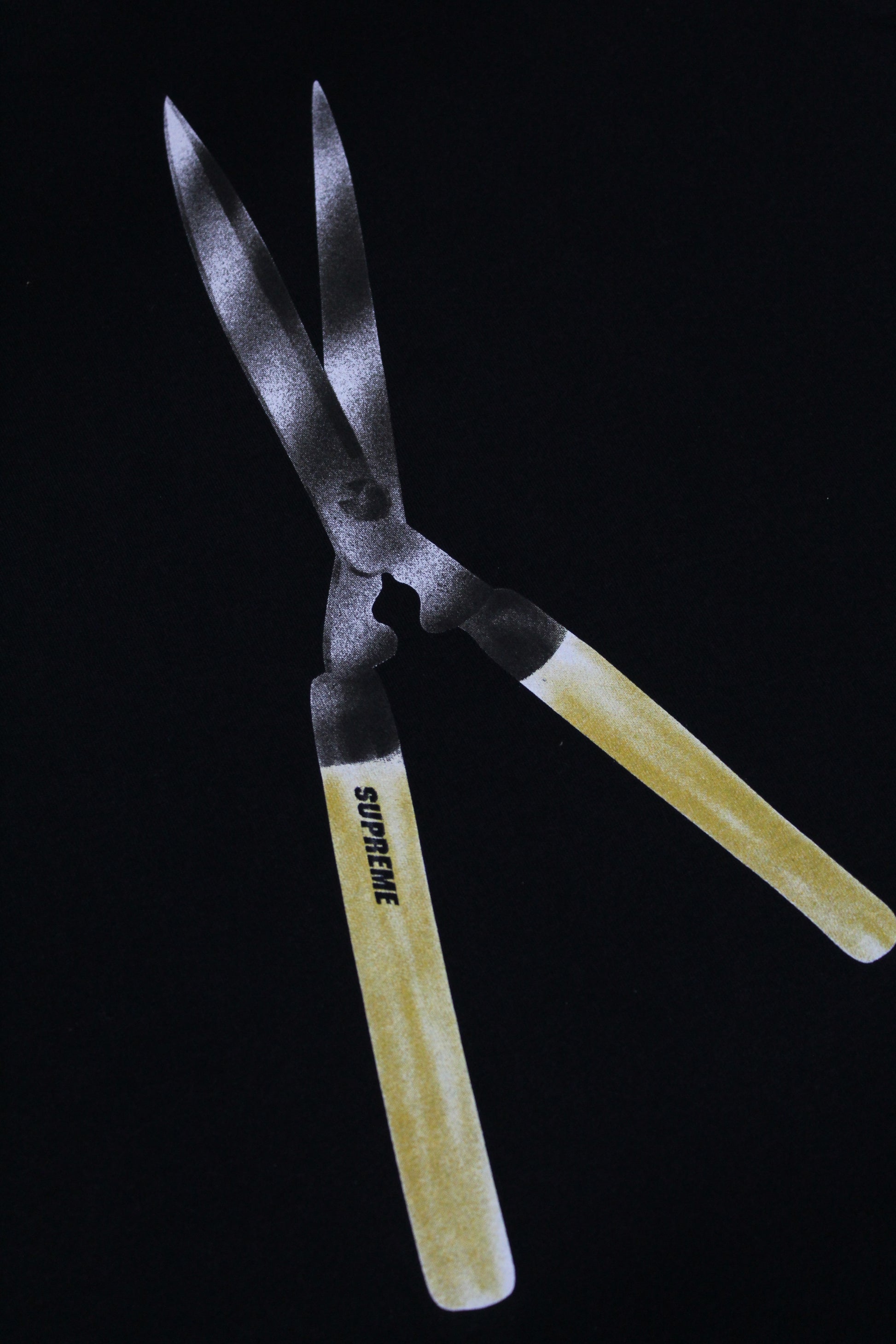 Camiseta Supreme “Hedge Clippers”