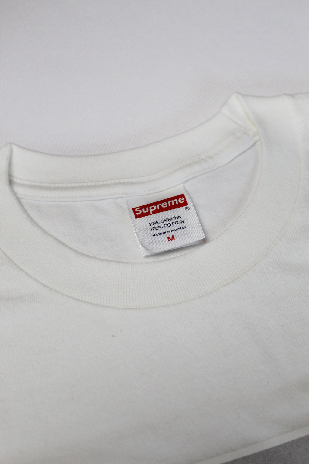 Camiseta Supreme Playboi Carti
